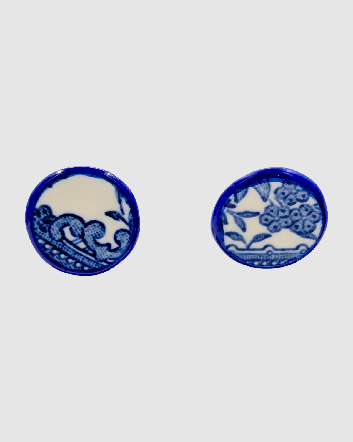 Handmade earrings made of Palestinian ceramics - A