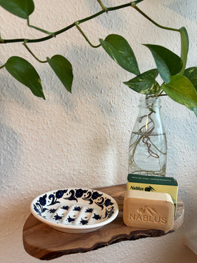 Soap Dispenser Blue Flower & Nablus Sæbe Bundle