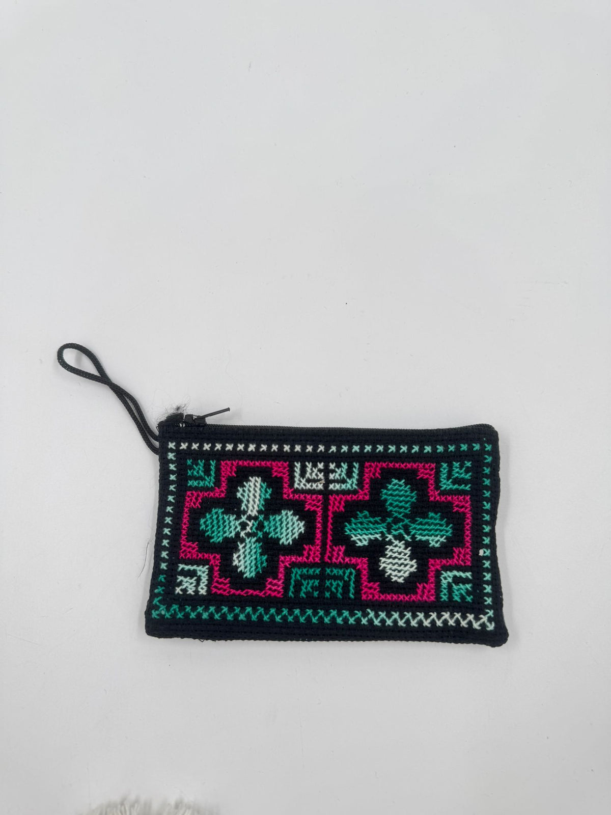 Håndbroderet pung med Tatreez 5