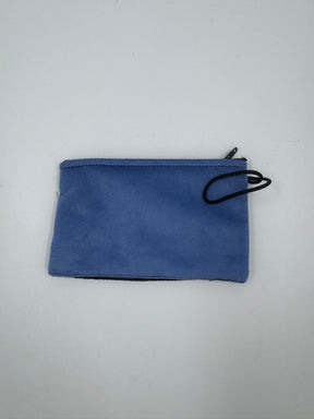Hand-embroidered wallet with Tatreez 17
