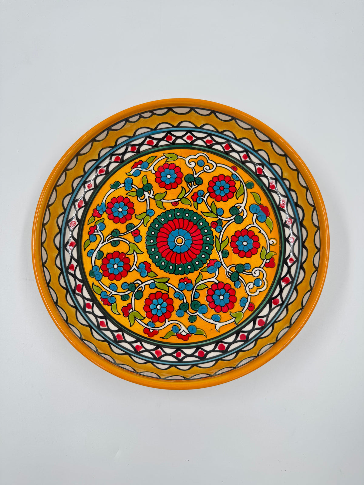 Shams Tray 18-23-28cm