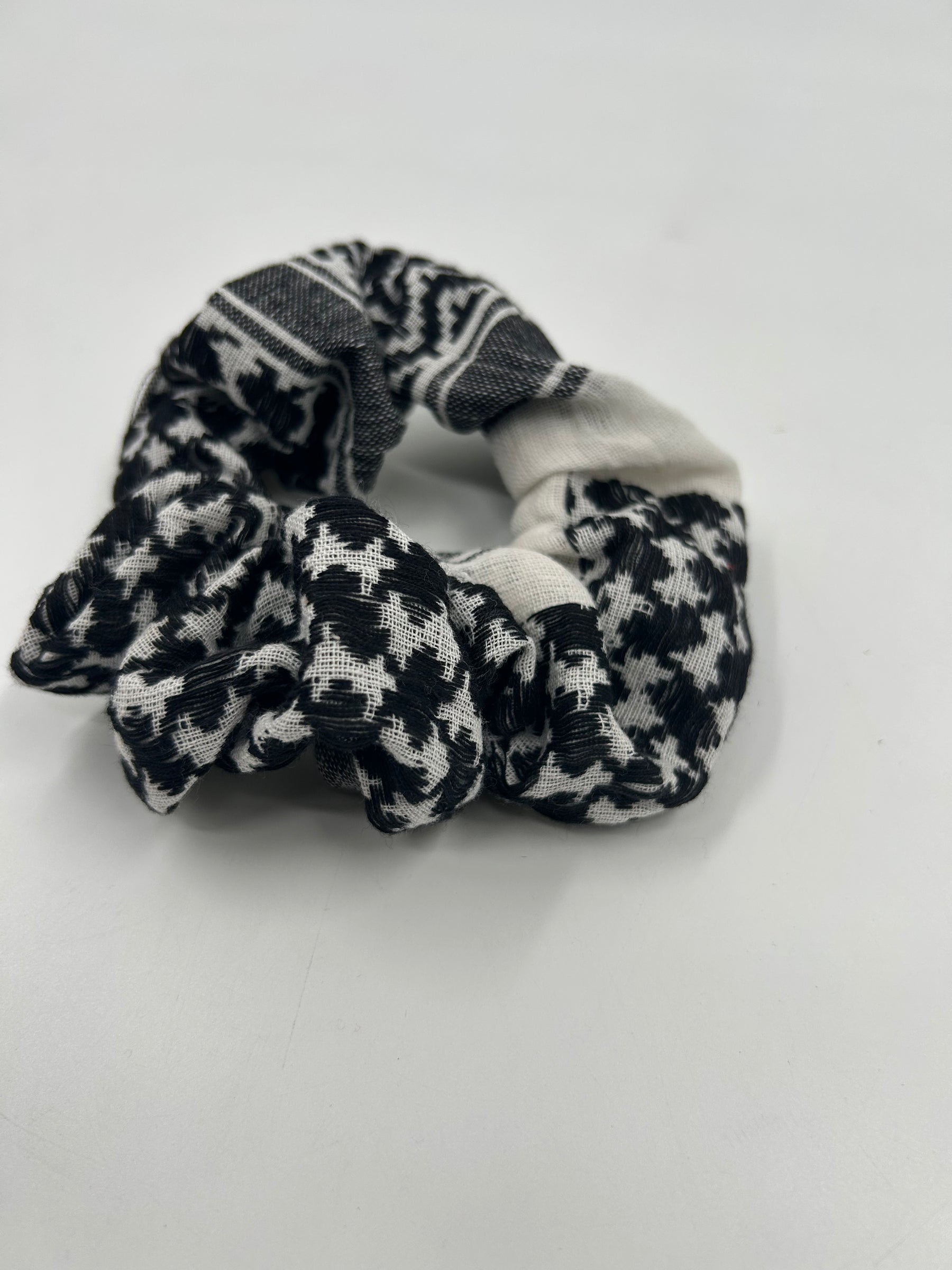 Kefiah Scrunchie