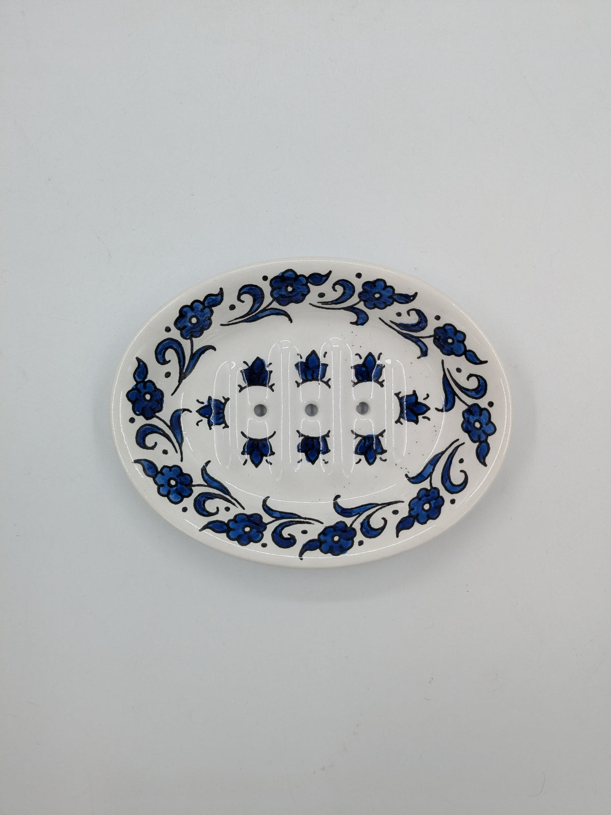 Soap dish with holes - royal blue/ white
